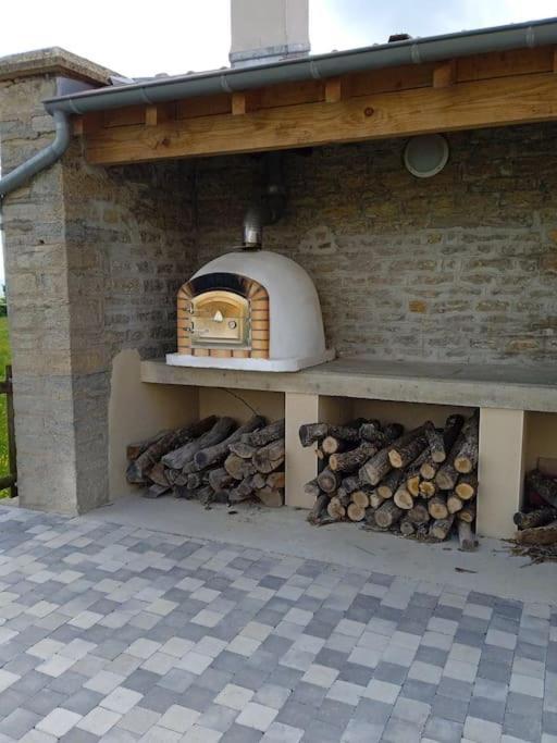 Gite Les Arcades Collonges-en Charollais Екстериор снимка