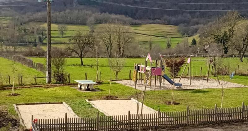 Gite Les Arcades Collonges-en Charollais Екстериор снимка